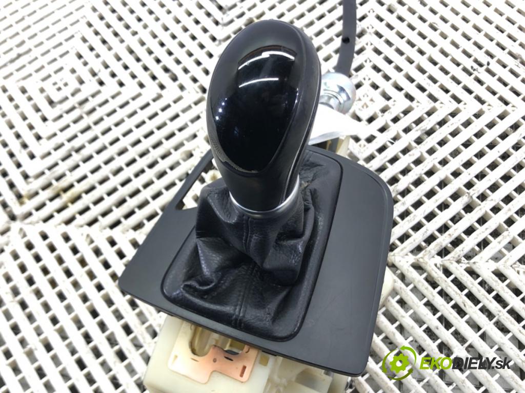 HYUNDAI i40 I CW (VF) 2011 - 2022    1.7 CRDi 100 kW [136 KM] olej napędowy 2011 - 2022  Kulisa  (Rýchlostné páky / kulisy)