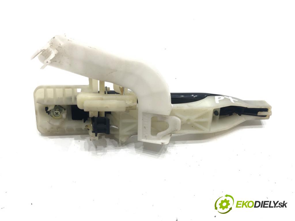 HYUNDAI i40 I CW (VF) 2011 - 2022    1.7 CRDi 100 kW [136 KM] olej napędowy 2011 - 2022  Kľučka vonkajšia pravy zad