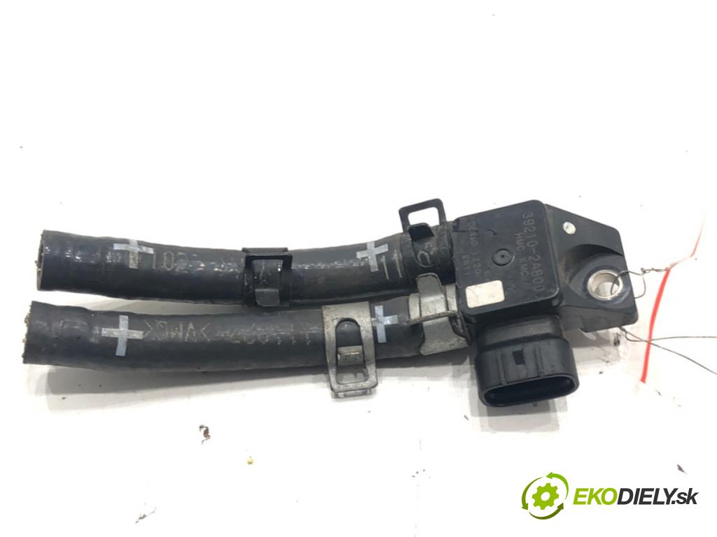 HYUNDAI i40 I CW (VF) 2011 - 2022    1.7 CRDi 100 kW [136 KM] olej napędowy 2011 - 2022  snímač tlaku spalín DPF 39210-2A800
