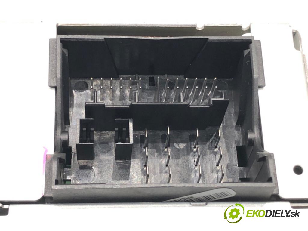 FORD MONDEO IV Turnier (BA7) 2007 - 2015    2.0 TDCi 103 kW [140 KM] olej napędowy 2007 - 2015  RADIO 7S7T-18C939-CA (Audio zariadenia)