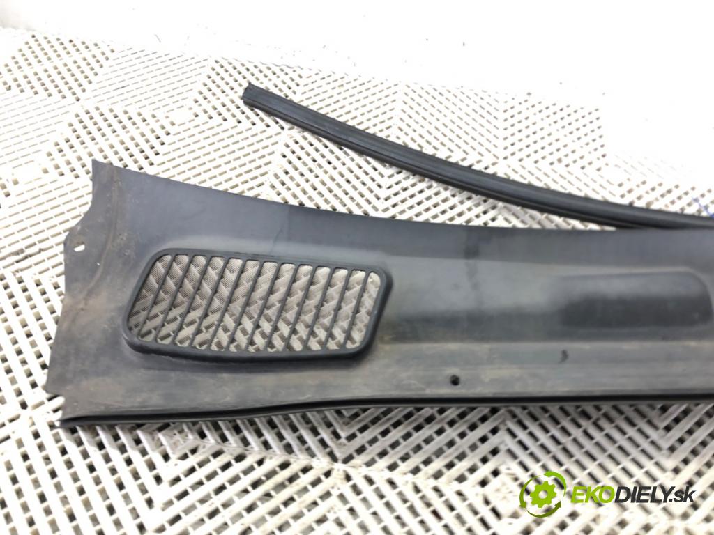 FORD MONDEO IV Turnier (BA7) 2007 - 2015    2.0 TDCi 103 kW [140 KM] olej napędowy 2007 - 2015  Torpédo, plast pod čelné okno 7S71-A02216 (Torpéda)