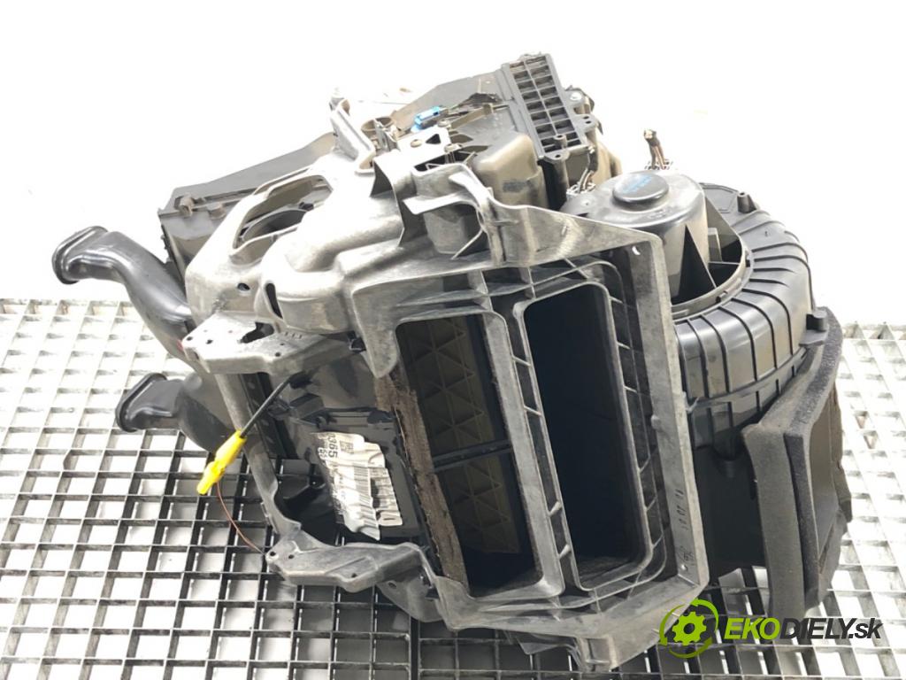 FORD MONDEO IV Turnier (BA7) 2007 - 2015    2.0 TDCi 103 kW [140 KM] olej napędowy 2007 - 2015  topné těleso radiátor topení  (Radiátory topení)