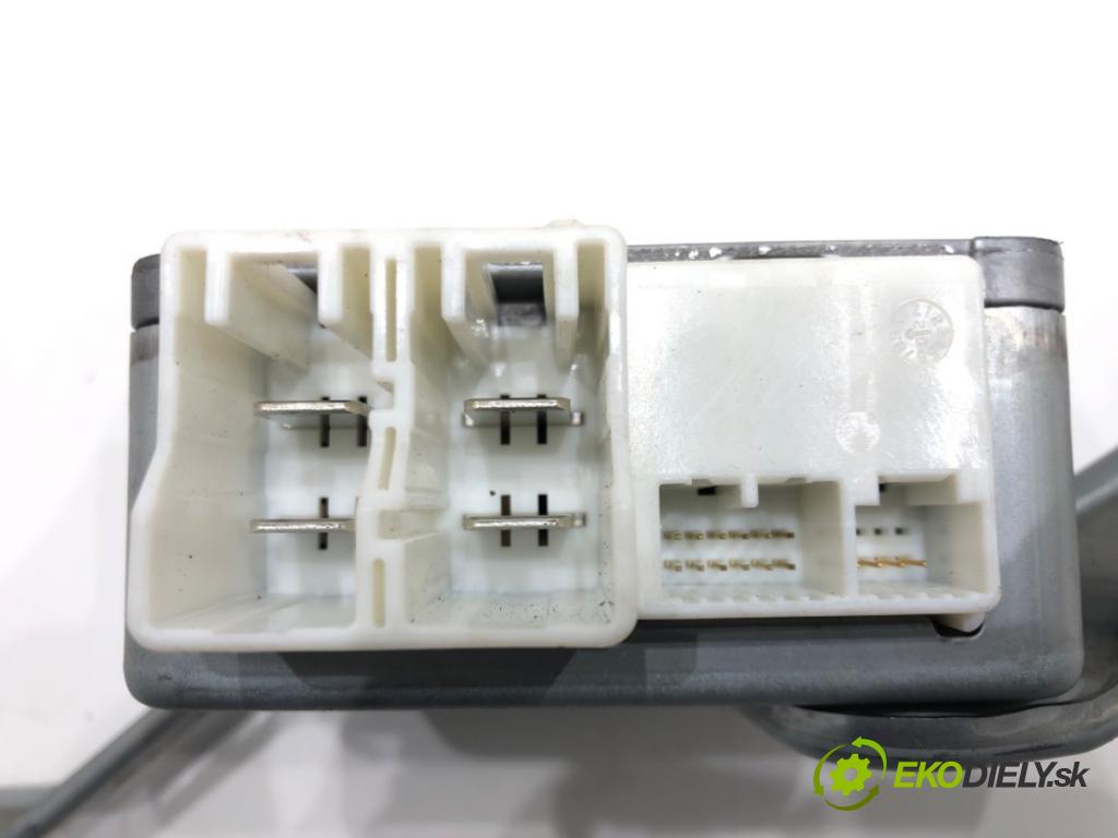 TOYOTA YARIS (_P1_) 1999 - 2005    1.0 (SCP10_) 48 kW [65 KM] benzyna 2003 - 2005  Modul servočerpadlo 89650-0D030 (Ostatné)