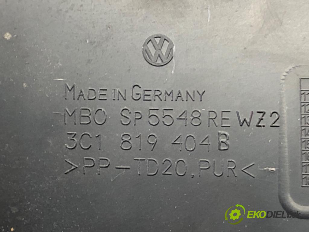 VW PASSAT B6 Variant (3C5) 2005 - 2011    2.0 BlueTDI 105 kW [143 KM] olej napędowy 2009 - 2010  Torpédo, plast pod čelné okno 3C1819404B (Torpéda)