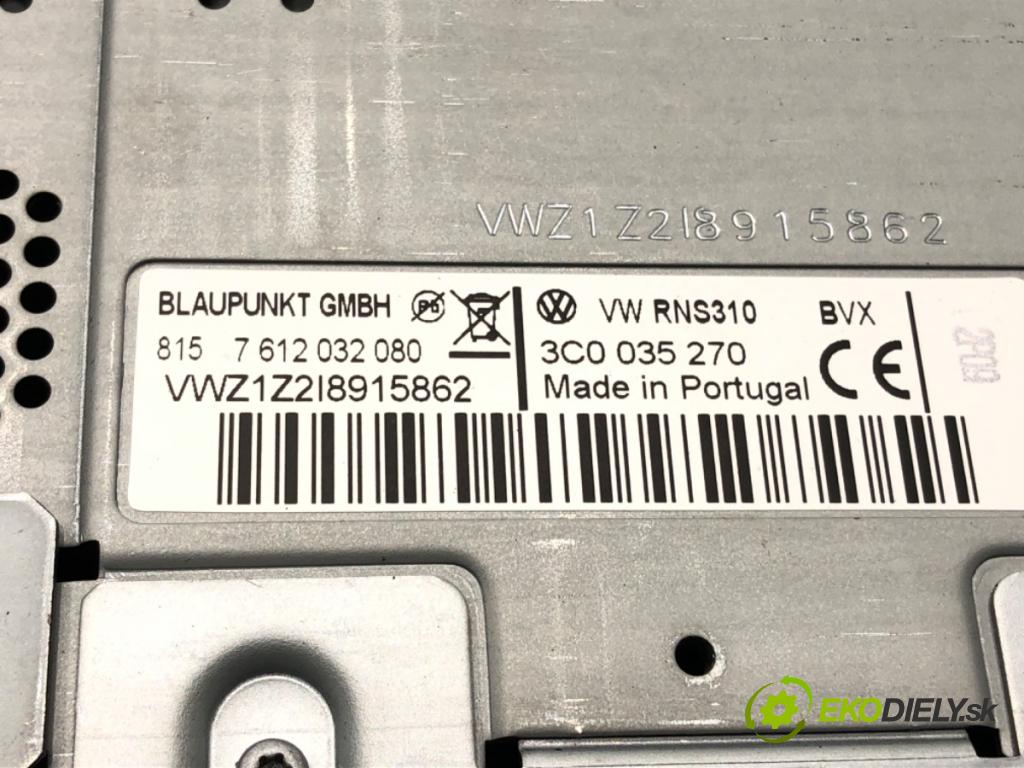 VW PASSAT B6 Variant (3C5) 2005 - 2011    2.0 BlueTDI 105 kW [143 KM] olej napędowy 2009 - 2010  RADIO Navigácia 3C0035270 (Audio zariadenia)