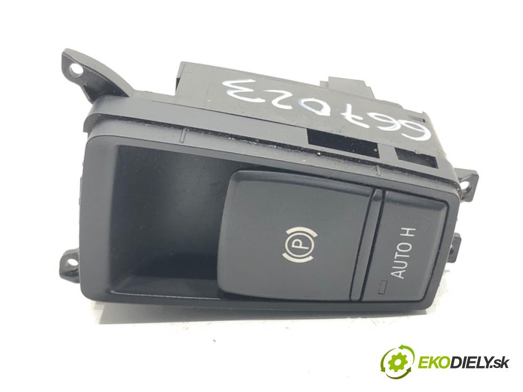 BMW X6 (E71, E72) 2007 - 2014    xDrive 35 i 225 kW [306 KM] benzyna 2008 - 2014  Spínač brzdy ručnej brzdy 9148508 (Prepínače, spínače, tlačidlá a ovládače kúrenia)
