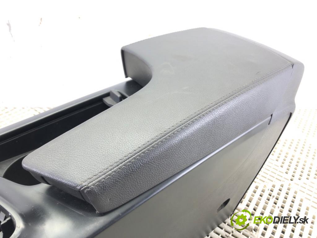 OPEL INSIGNIA A Sports Tourer (G09) 2008 - 2017    2.0 CDTI (35) 125 kW [170 KM] olej napędowy 2014 - 2016  Tunel stredový  (Stredový tunel / panel)