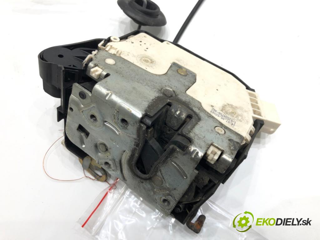 MINI MINI (R50, R53) 2001 - 2006    One 66 kW [90 KM] benzyna 2001 - 2006  zámok dveře levý přední část