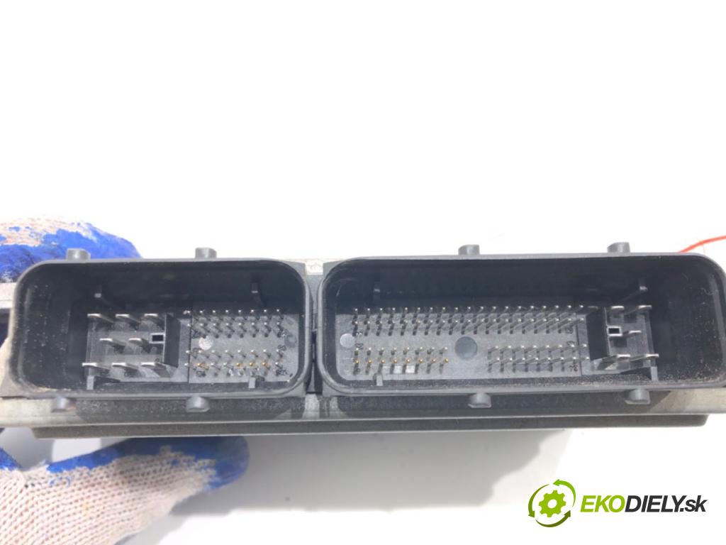 MINI MINI (R50, R53) 2001 - 2006    One 66 kW [90 KM] benzyna 2001 - 2006  riadiaca jednotka Motor 7562616 (Riadiace jednotky)