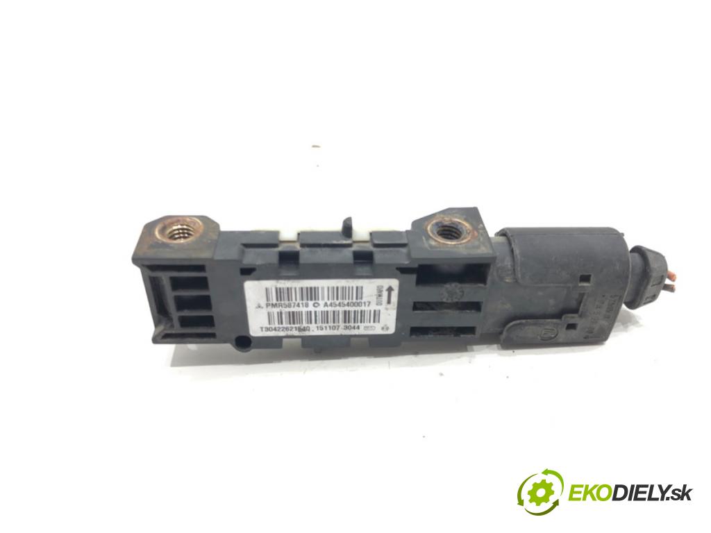 MITSUBISHI COLT VI (Z3_A, Z2_A) 2002 - 2012    1.1 55 kW [75 KM] benzyna 2004 - 2012  Snímač nárazu A4545400017 (Snímače nárazu)