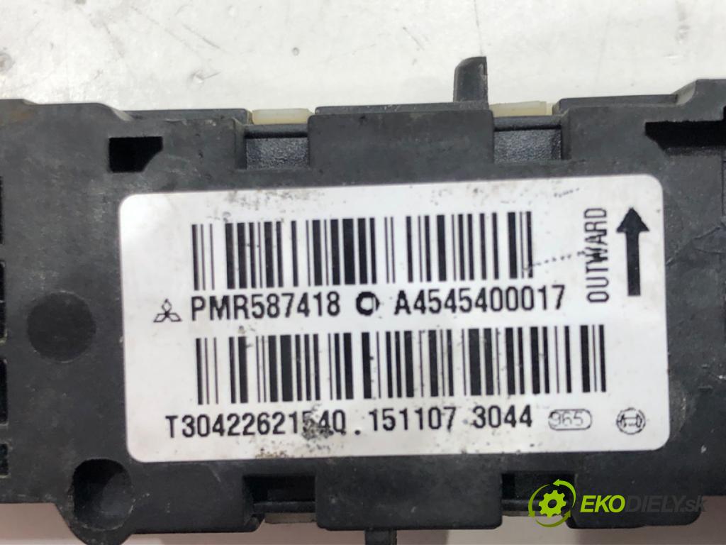 MITSUBISHI COLT VI (Z3_A, Z2_A) 2002 - 2012    1.1 55 kW [75 KM] benzyna 2004 - 2012  Snímač nárazu A4545400017 (Snímače nárazu)