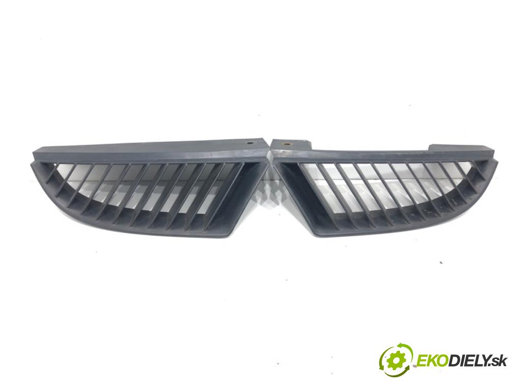 MITSUBISHI COLT VI (Z3_A, Z2_A) 2002 - 2012    1.1 55 kW [75 KM] benzyna 2004 - 2012  mřížka maska MN127773 (Mřížky (masky) chladičů)