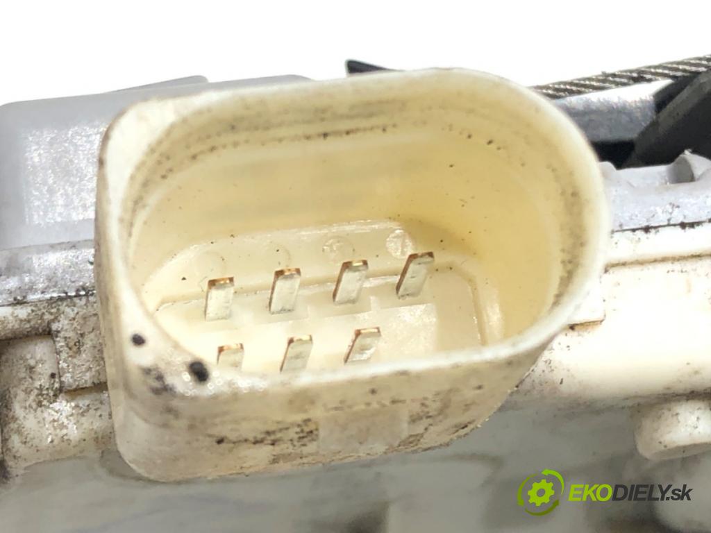 AUDI A6 C6 Avant (4F5) 2004 - 2011    2.0 TFSI 125 kW [170 KM] benzyna 2005 - 2011  zámok dveře pravý přední část 4F1837016