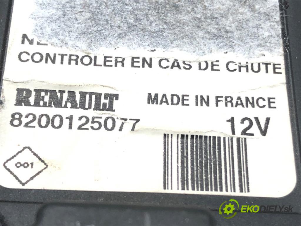 RENAULT MEGANE II (BM0/1_, CM0/1_) 2001 - 2012    1.5 dCi (BM1F, CM1F) 63 kW [86 KM] olej napędowy 2005 - 2008  spinačka čítač KART 8200125077 (Spínacie skrinky a kľúče)