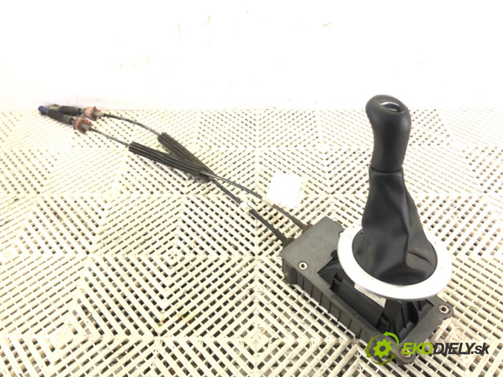 RENAULT MEGANE II (BM0/1_, CM0/1_) 2001 - 2012    1.5 dCi (BM1F, CM1F) 63 kW [86 KM] olej napędowy 2005 - 2008  Kulisa 8200396768 (Rýchlostné páky / kulisy)