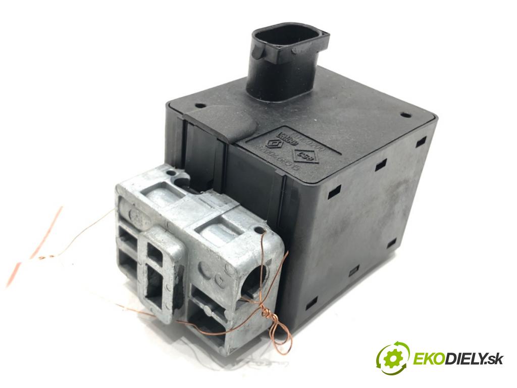 RENAULT MEGANE II (BM0/1_, CM0/1_) 2001 - 2012    1.5 dCi (BM1F, CM1F) 63 kW [86 KM] olej napędowy 2005 - 2008  blokáda volantu 8200468515 (Ostatné)