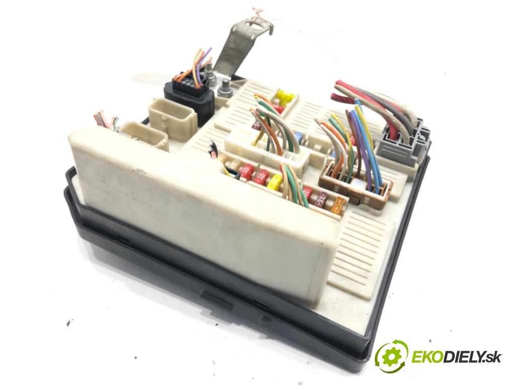 RENAULT MEGANE II (BM0/1_, CM0/1_) 2001 - 2012    1.5 dCi (BM1F, CM1F) 63 kW [86 KM] olej napędowy 2005 - 2008  Modul USM 8200481866F (Ostatné)