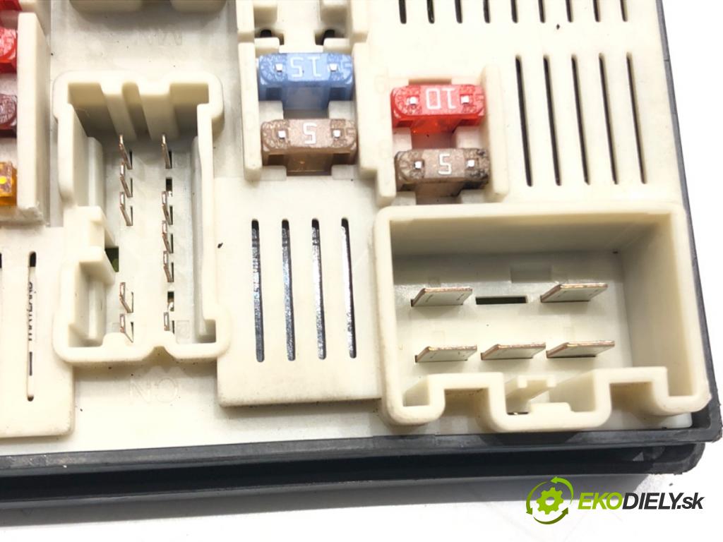 RENAULT MEGANE II (BM0/1_, CM0/1_) 2001 - 2012    1.5 dCi (BM1F, CM1F) 63 kW [86 KM] olej napędowy 2005 - 2008  Modul USM 8200481866F (Ostatné)