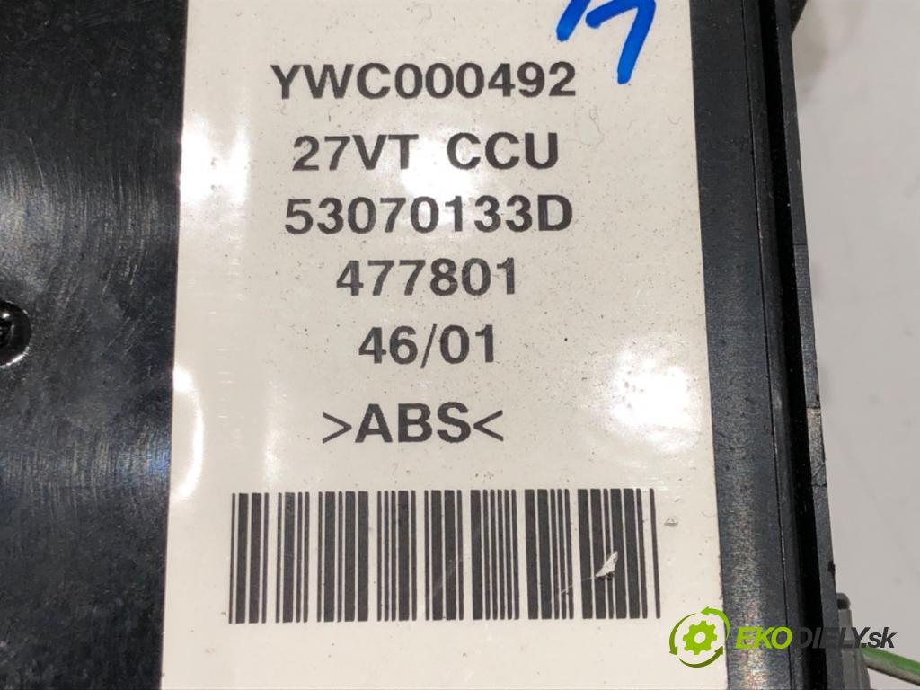 LAND ROVER FREELANDER I (L314) 1998 - 2006    1.8 16V 4x4 86 kW [117 KM] benzyna 1998 - 2006  skříňka poistková 53070133D (Pojistkové skříňky)
