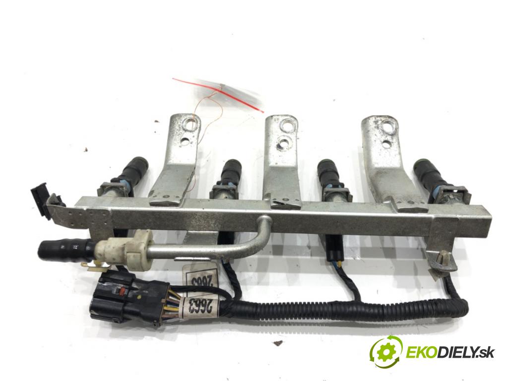 CHEVROLET SPARK (M300) 2009 - 2022    1.0 50 kW [68 KM] benzyna 2010 - 2022  Lišta vstrekovacia 25186566 (Vstrekovacie lišty)