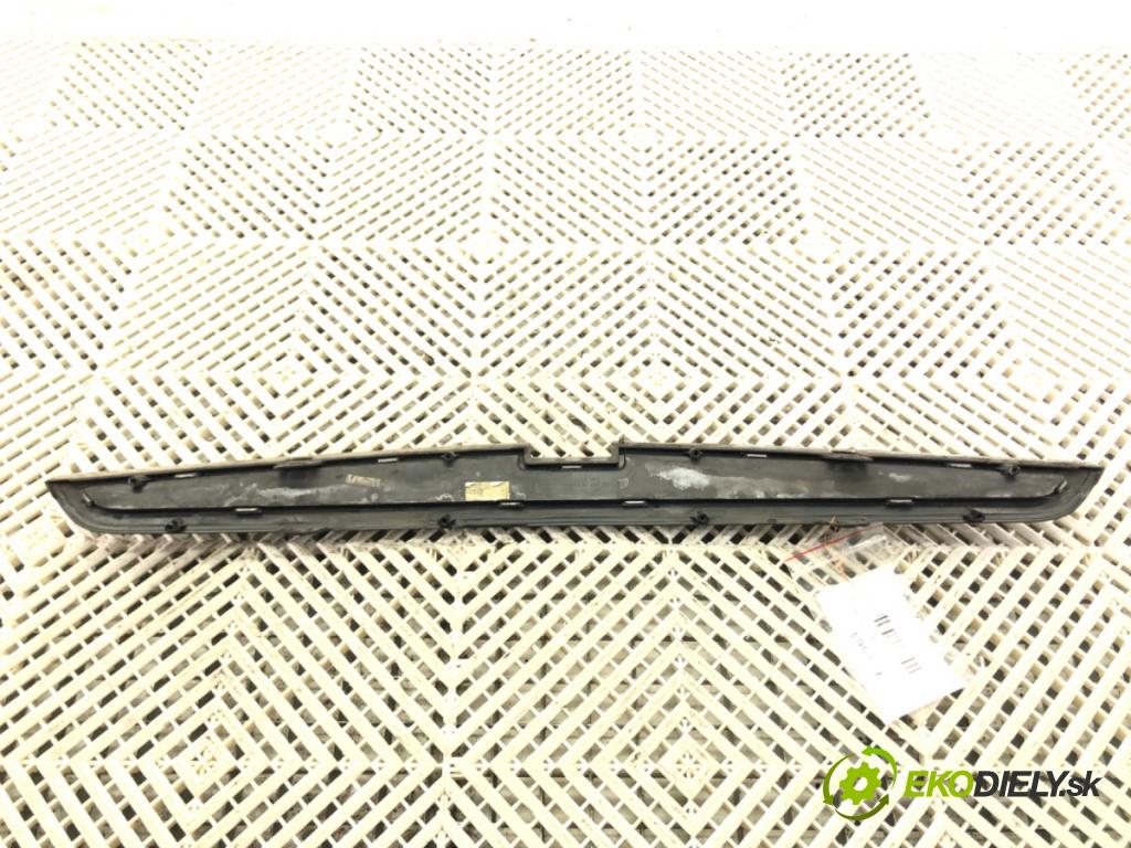 CHEVROLET SPARK (M300) 2009 - 2022    1.0 50 kW [68 KM] benzyna 2010 - 2022  mřížka maska 96686985 (Mřížky (masky) chladičů)