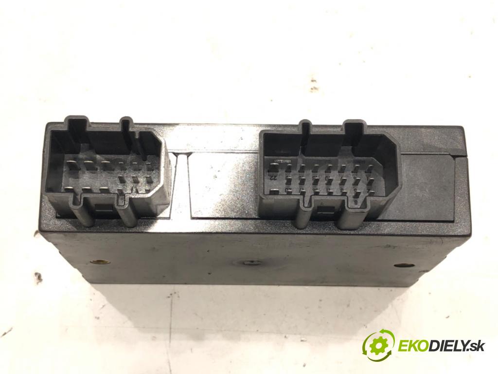 VW PASSAT B5 (3B2) 1996 - 2001    1.9 TDI 85 kW [115 KM] olej napędowy 1998 - 2000  Modul komfortu 1J0959799AH (Moduly komfortu)