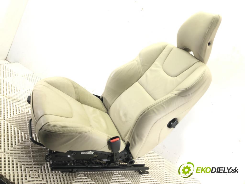 VOLVO XC60 I SUV (156) 2008 - 2017    D5 AWD 158 kW [215 KM] olej napędowy 2011 - 2015  Sedadlo pravy predný
