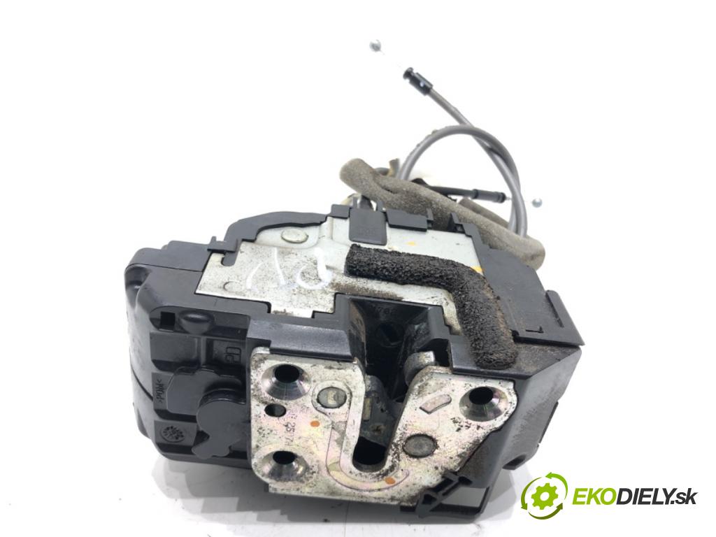 NISSAN QASHQAI / QASHQAI +2 I (J10, NJ10, JJ10E) 2006 - 2014    1.6 84 kW [114 KM] benzyna 2007 - 2013  zámok dveře pravý přední část 