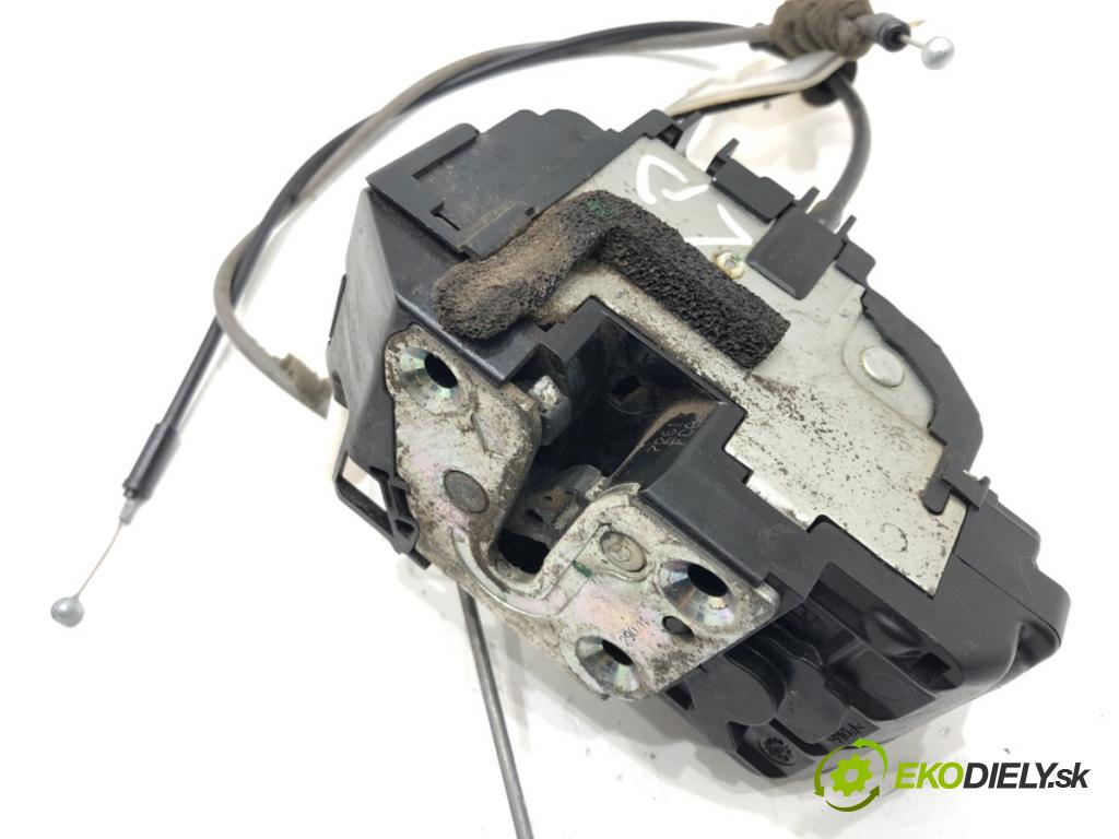 NISSAN QASHQAI / QASHQAI +2 I (J10, NJ10, JJ10E) 2006 - 2014    1.6 84 kW [114 KM] benzyna 2007 - 2013  zámok dveře levý přední část