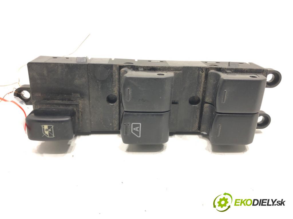 NISSAN QASHQAI / QASHQAI +2 I (J10, NJ10, JJ10E) 2006 - 2014    1.6 84 kW [114 KM] benzyna 2007 - 2013  Prepínač okien 25401-JD00B (Prepínače, spínače, tlačidlá a ovládače kúrenia)