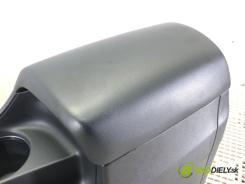 KIA CEED (JD) 2012 - 2018    1.6 CRDi 128 94 kW [128 KM] olej napędowy 2012 - 2018  Tunel stredový  (Stredový tunel / panel)