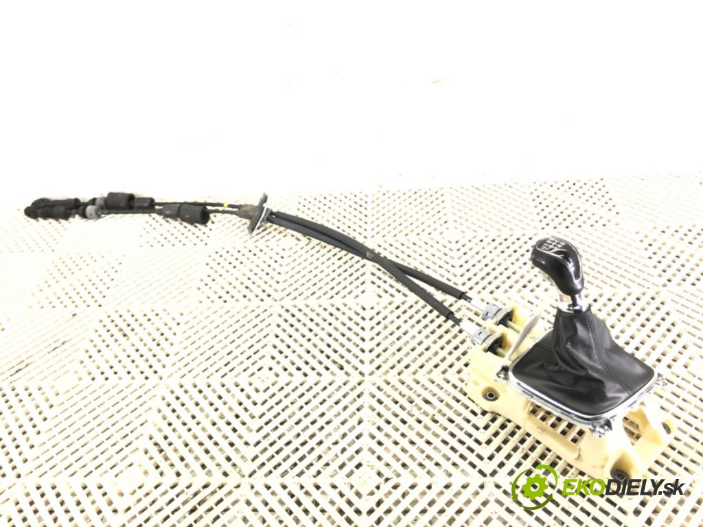 KIA CEED (JD) 2012 - 2018    1.6 CRDi 128 94 kW [128 KM] olej napędowy 2012 - 2018  Kulisa 43700A2300 (Rýchlostné páky / kulisy)