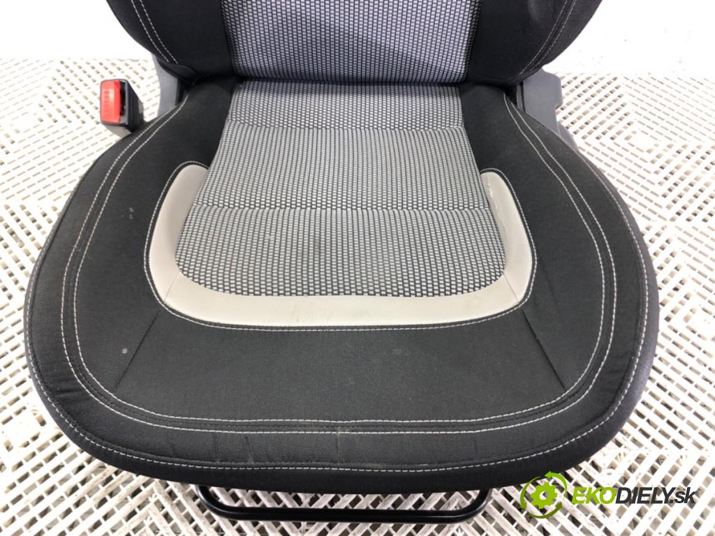 KIA CEED (JD) 2012 - 2018    1.6 CRDi 128 94 kW [128 KM] olej napędowy 2012 - 2018  Sedadlo ľavy predný