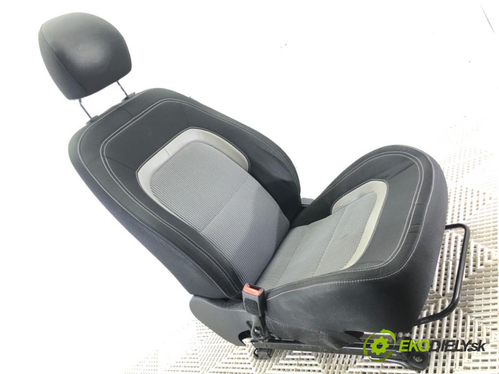 KIA CEED (JD) 2012 - 2018    1.6 CRDi 128 94 kW [128 KM] olej napędowy 2012 - 2018  Sedadlo ľavy predný