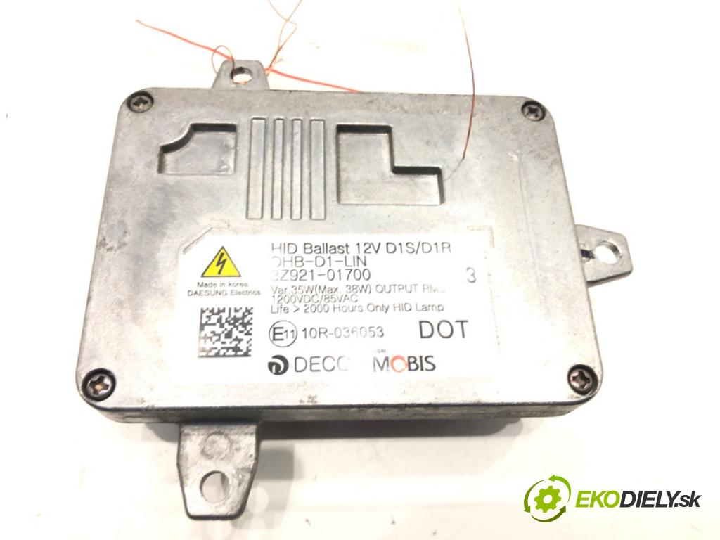 KIA CEED (JD) 2012 - 2018    1.6 CRDi 128 94 kW [128 KM] olej napędowy 2012 - 2018  Menič XENON 3Z921-01700 (Riadiace jednotky xenónu)