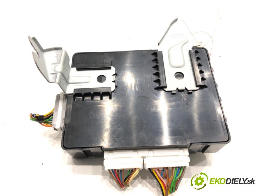 KIA CEED (JD) 2012 - 2018    1.6 CRDi 128 94 kW [128 KM] olej napędowy 2012 - 2018  Modul BCM 95400-A2051 (Ostatné)