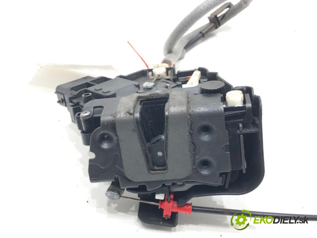 FORD MONDEO IV Turnier (BA7) 2007 - 2015    2.0 TDCi 103 kW [140 KM] olej napędowy 2007 - 2015  zámok dveře pravý zadní část 6M2A-R26412-BC