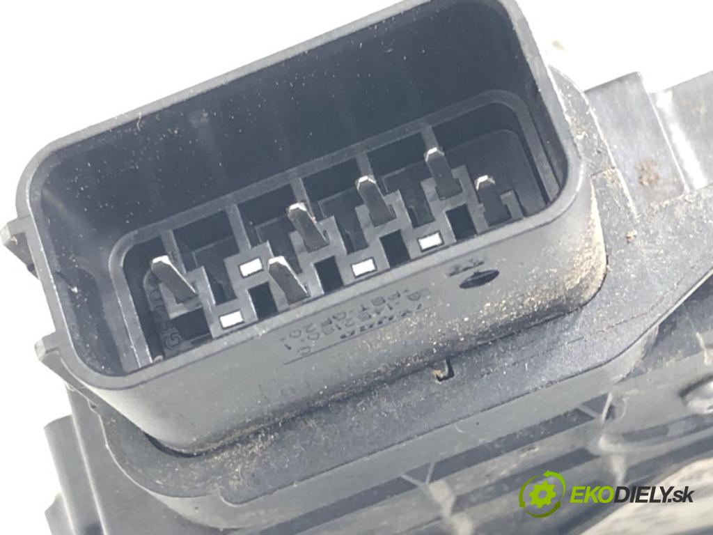 FORD MONDEO IV Turnier (BA7) 2007 - 2015    2.0 TDCi 103 kW [140 KM] olej napędowy 2007 - 2015  zámok dveře levý zadní část 6M2A-R26413-BC