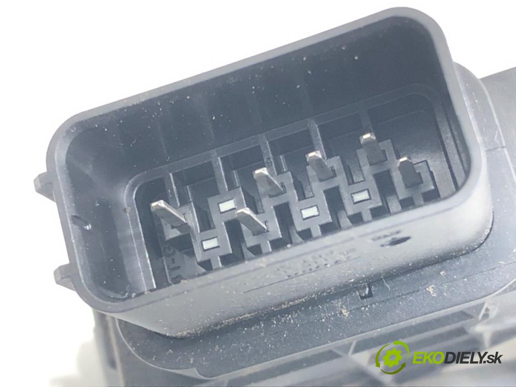 FORD MONDEO IV Turnier (BA7) 2007 - 2015    2.0 TDCi 103 kW [140 KM] olej napędowy 2007 - 2015  zámok dveře levý přední část 6M2A-R21813-EC