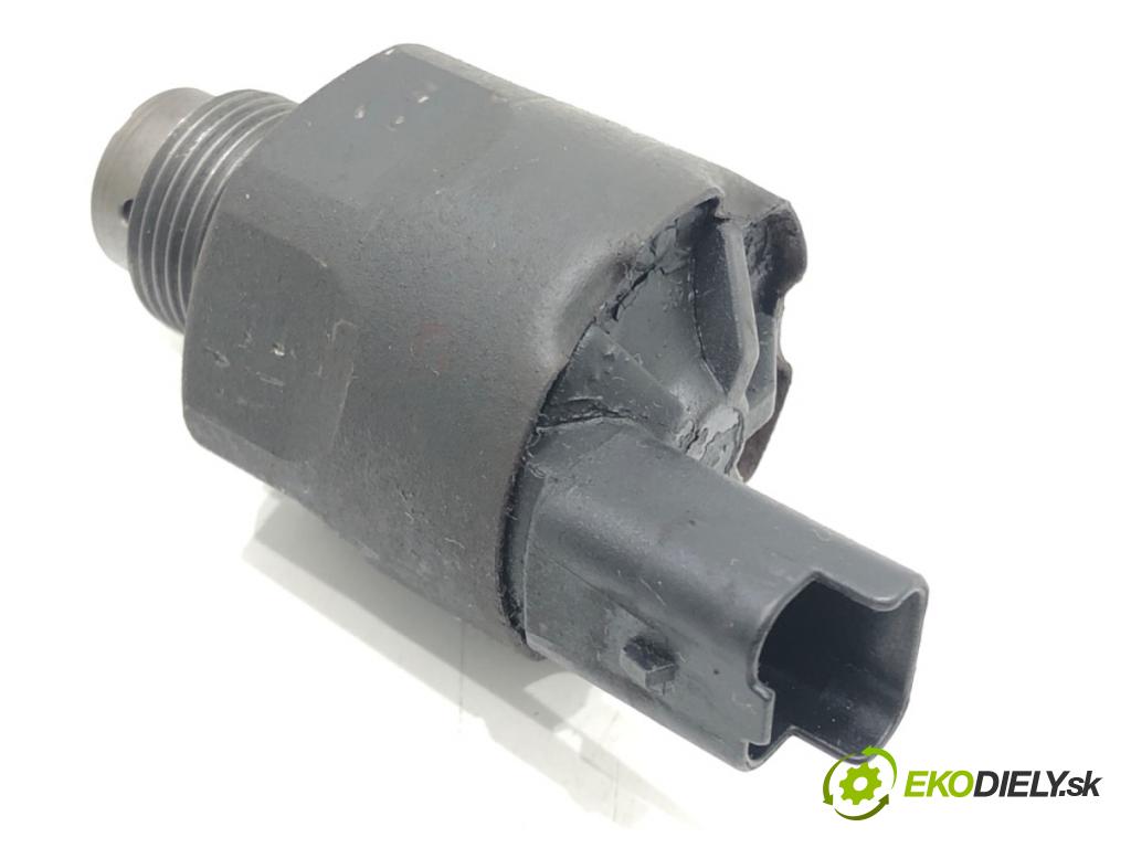 FORD MONDEO IV Turnier (BA7) 2007 - 2015    2.0 TDCi 103 kW [140 KM] olej napędowy 2007 - 2015  Regulátor tlaku paliva  (Ostatné)