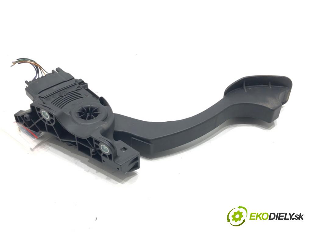 FORD MONDEO IV Turnier (BA7) 2007 - 2015    2.0 TDCi 103 kW [140 KM] olej napędowy 2007 - 2015  Potenciometer plynu 6G92-9F836-RC (Pedále)