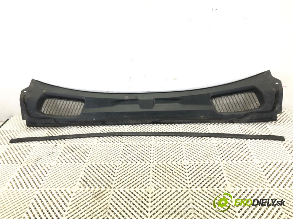 FORD MONDEO IV Turnier (BA7) 2007 - 2015    2.0 TDCi 103 kW [140 KM] olej napędowy 2007 - 2015  Torpédo, plast pod čelné okno 7S71-A02216-AG (Torpéda)