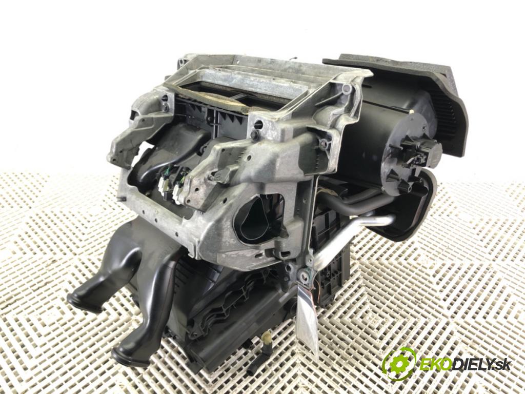 FORD MONDEO IV Turnier (BA7) 2007 - 2015    2.0 TDCi 103 kW [140 KM] olej napędowy 2007 - 2015  topné těleso radiátor topení 6G9H-18K418-A (Radiátory topení)