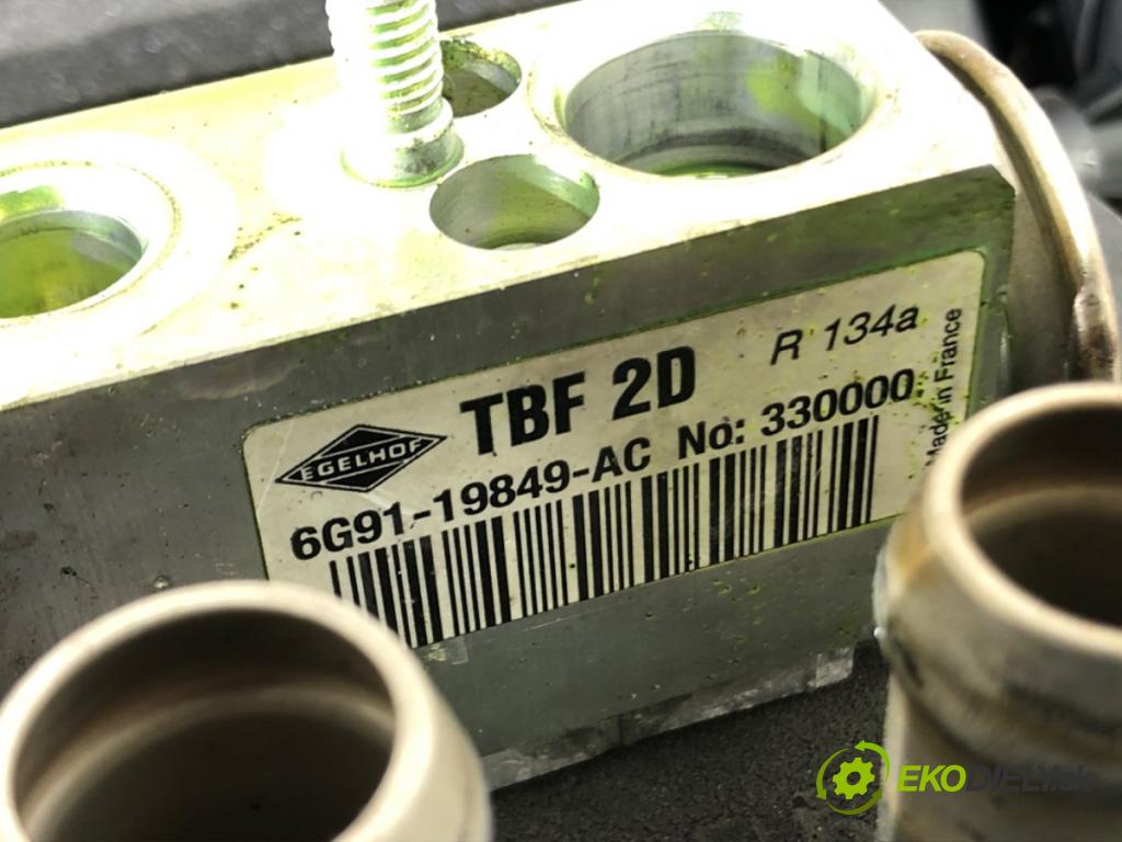 FORD MONDEO IV Turnier (BA7) 2007 - 2015    2.0 TDCi 103 kW [140 KM] olej napędowy 2007 - 2015  topné těleso radiátor topení 6G9H-18K418-A (Radiátory topení)