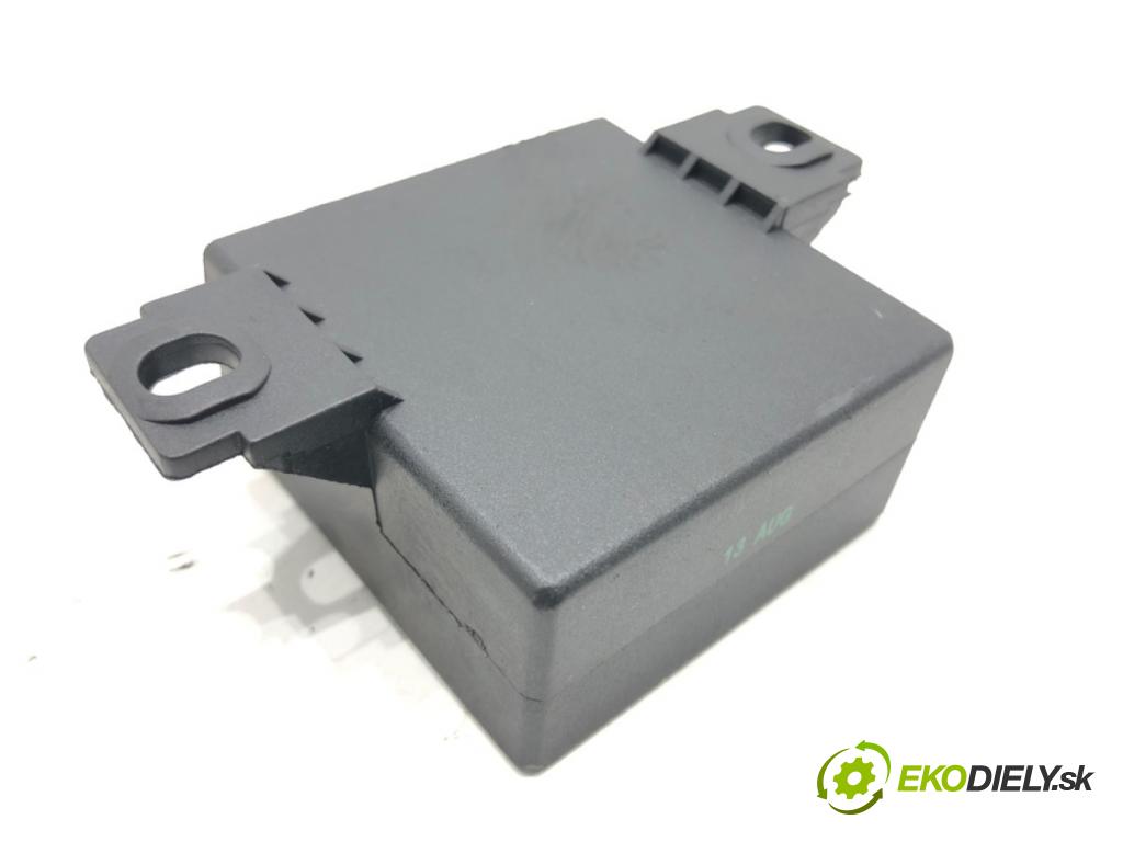 FORD MONDEO IV Turnier (BA7) 2007 - 2015    2.0 TDCi 103 kW [140 KM] olej napędowy 2007 - 2015  Modul ťažného oka  (Ostatné)