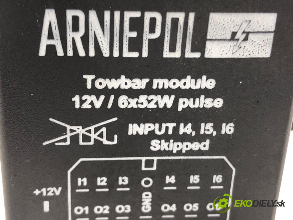 FORD MONDEO IV Turnier (BA7) 2007 - 2015    2.0 TDCi 103 kW [140 KM] olej napędowy 2007 - 2015  Modul ťažného oka  (Ostatné)