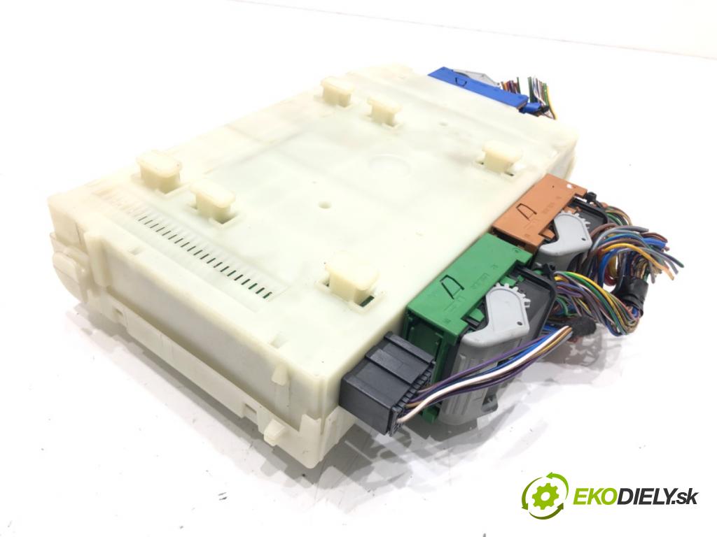 FORD MONDEO IV Turnier (BA7) 2007 - 2015    2.0 TDCi 103 kW [140 KM] olej napędowy 2007 - 2015  modul BSI 7G9T-14A073-DC (Pojistkové skříňky)