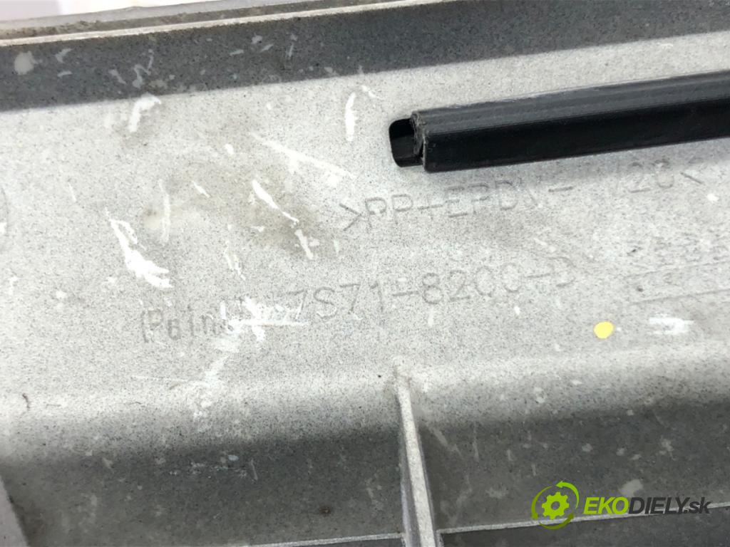 FORD MONDEO IV Turnier (BA7) 2007 - 2015    2.0 TDCi 103 kW [140 KM] olej napędowy 2007 - 2015  mřížka maska 7S71-8200-D (Mřížky (masky) chladičů)