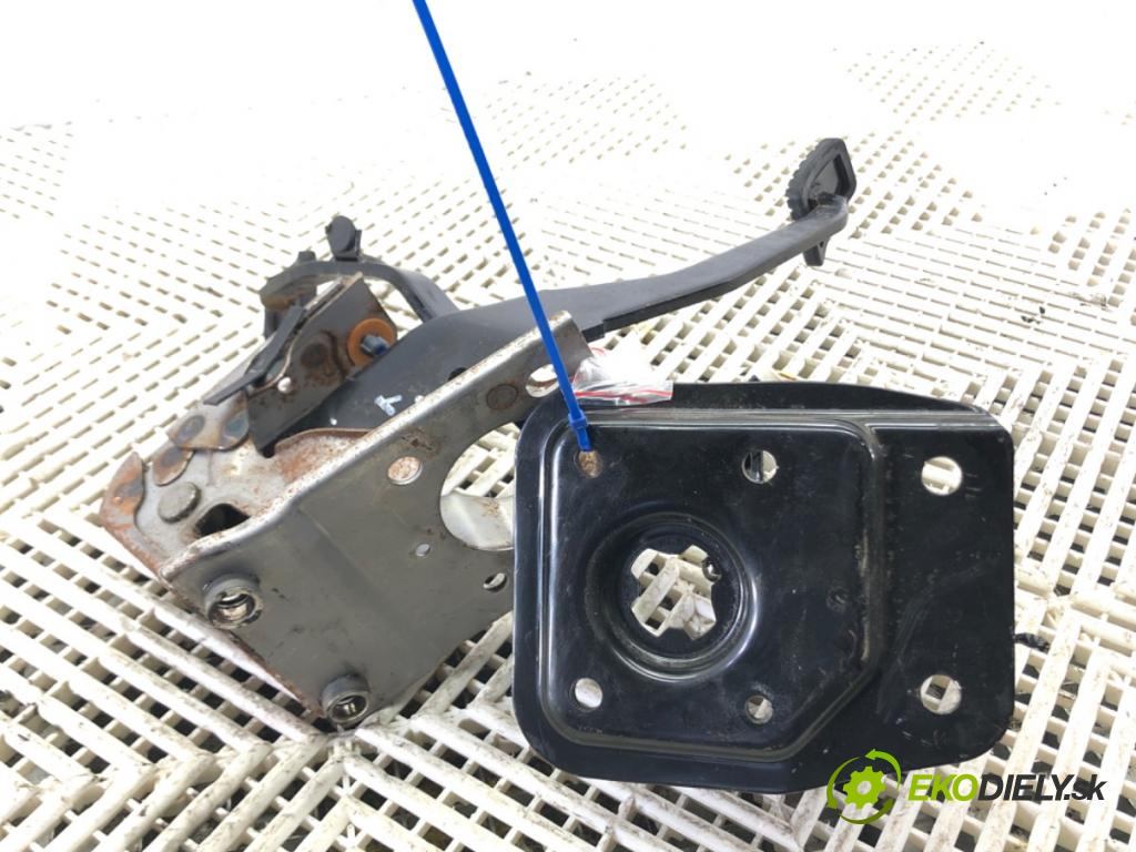 MITSUBISHI ASX (GA_W_) 2009 - 2022    1.8 DI-D 110 kW [150 KM] olej napędowy 2010 - 2022  PEDÁL: manuálne  (Pedále)