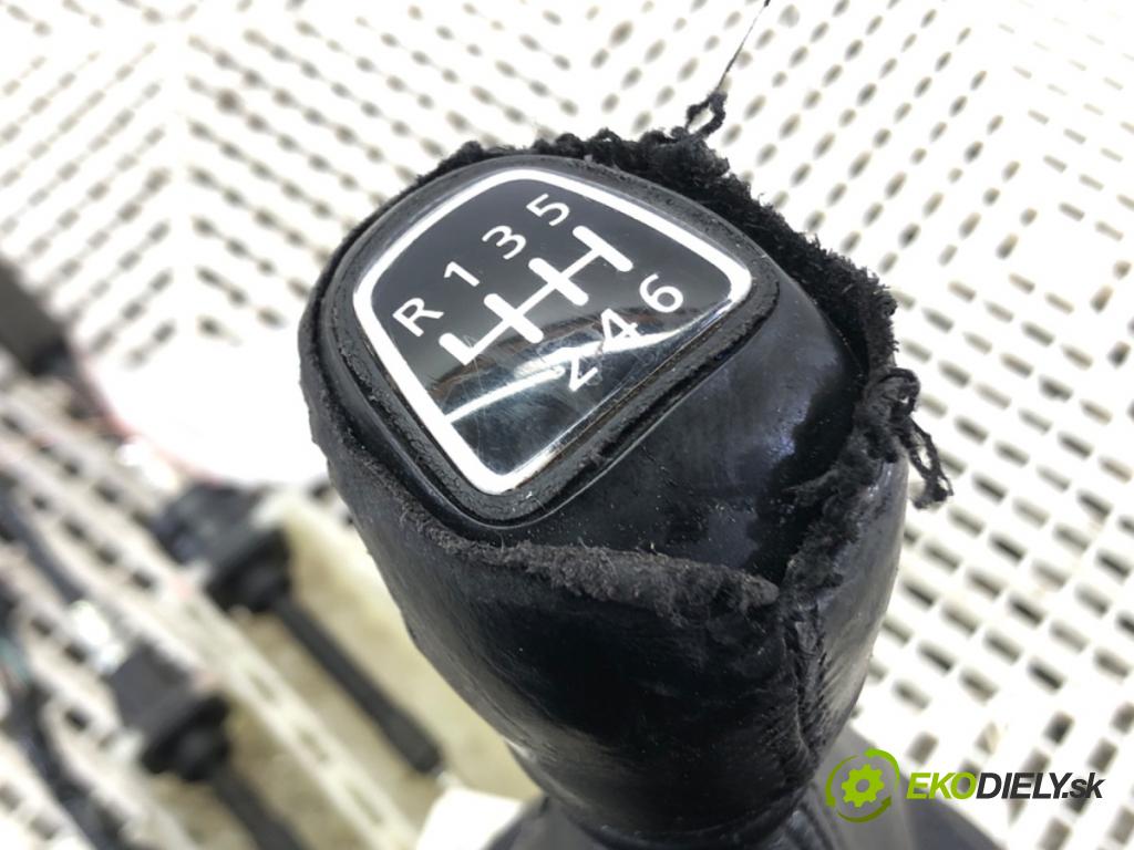 MITSUBISHI ASX (GA_W_) 2009 - 2022    1.8 DI-D 110 kW [150 KM] olej napędowy 2010 - 2022  Kulisa  (Rýchlostné páky / kulisy)